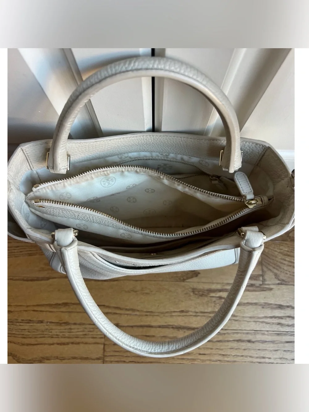 Tory Burch tory burch
